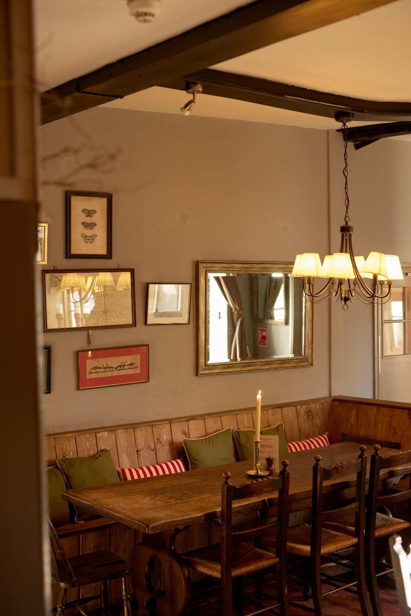 The Grosvenor Arms Hotel Hindon ภายนอก รูปภาพ