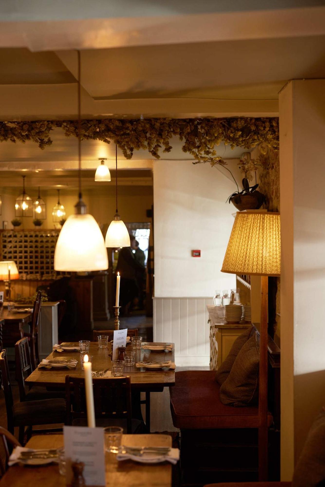 The Grosvenor Arms Hotel Hindon ภายนอก รูปภาพ