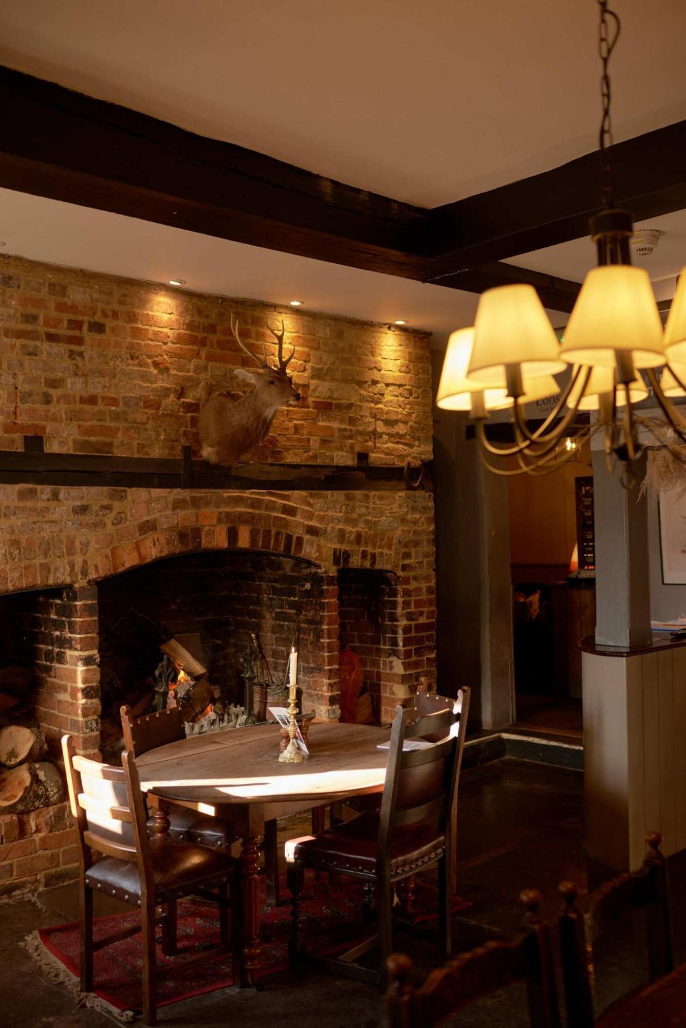 The Grosvenor Arms Hotel Hindon ภายนอก รูปภาพ