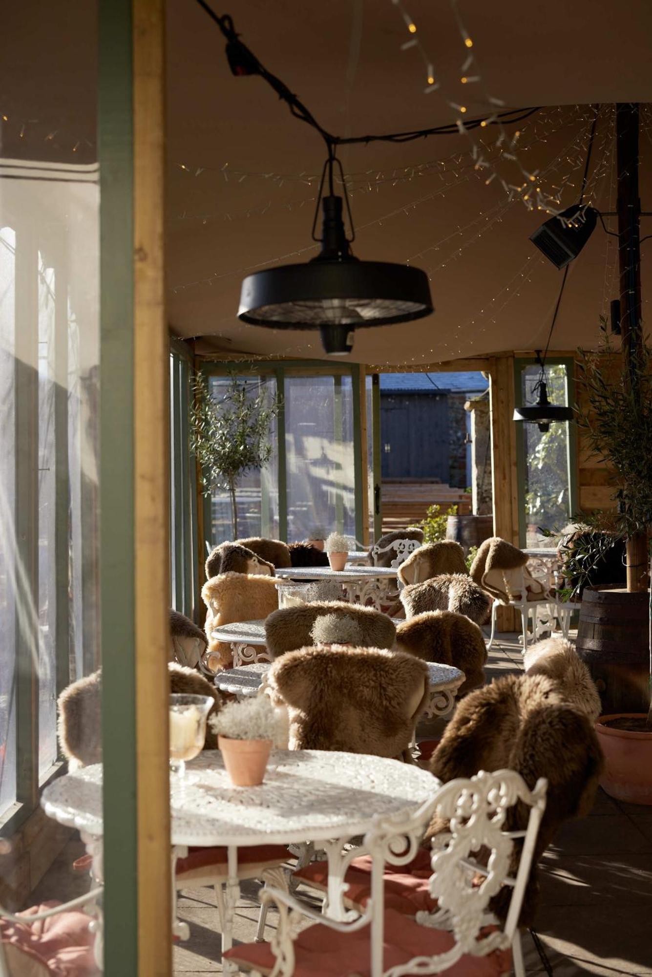 The Grosvenor Arms Hotel Hindon ภายนอก รูปภาพ